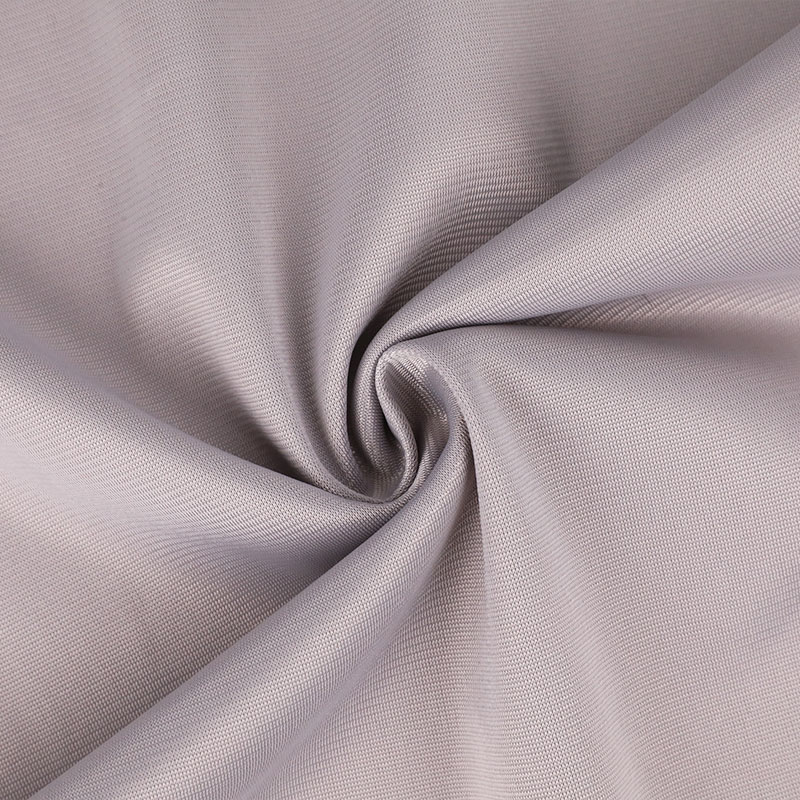 Der gebürstete Superpoly-Stricktrikotstoff wird zur Herstellung von Decken verwendet
