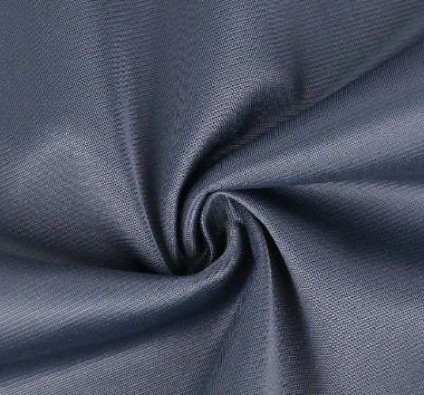 Leicht, bequem und schön, was ist die Magie von Tricot Superpoly Fabric?